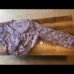 Long Sleeved Cropped Blouse